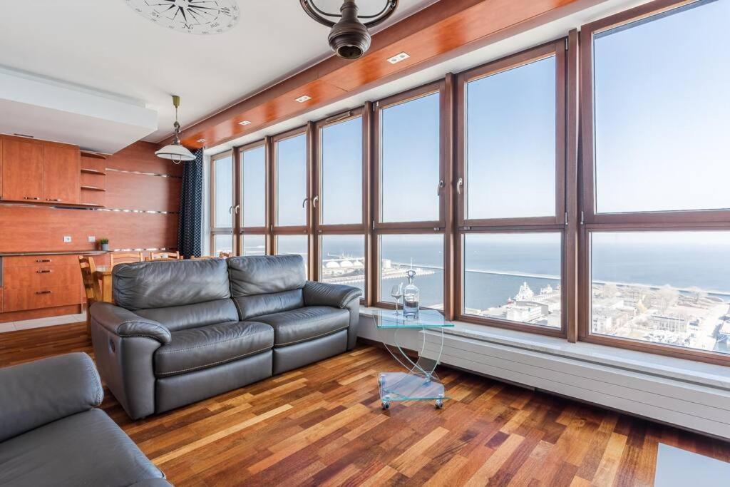 Golden Apartments An Hryniewickiego 6A 그디니아 외부 사진