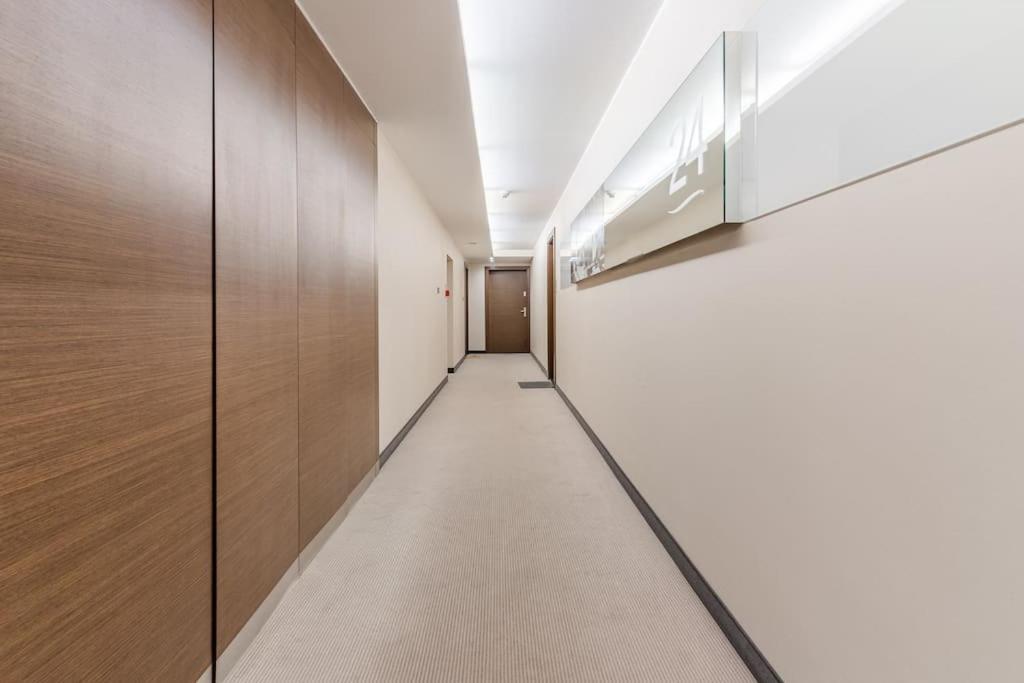 Golden Apartments An Hryniewickiego 6A 그디니아 외부 사진