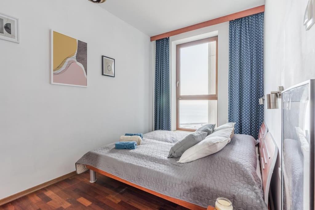 Golden Apartments An Hryniewickiego 6A 그디니아 외부 사진