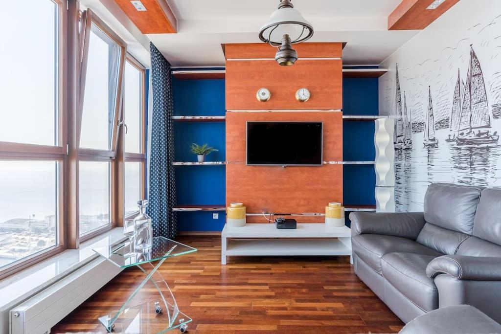 Golden Apartments An Hryniewickiego 6A 그디니아 외부 사진
