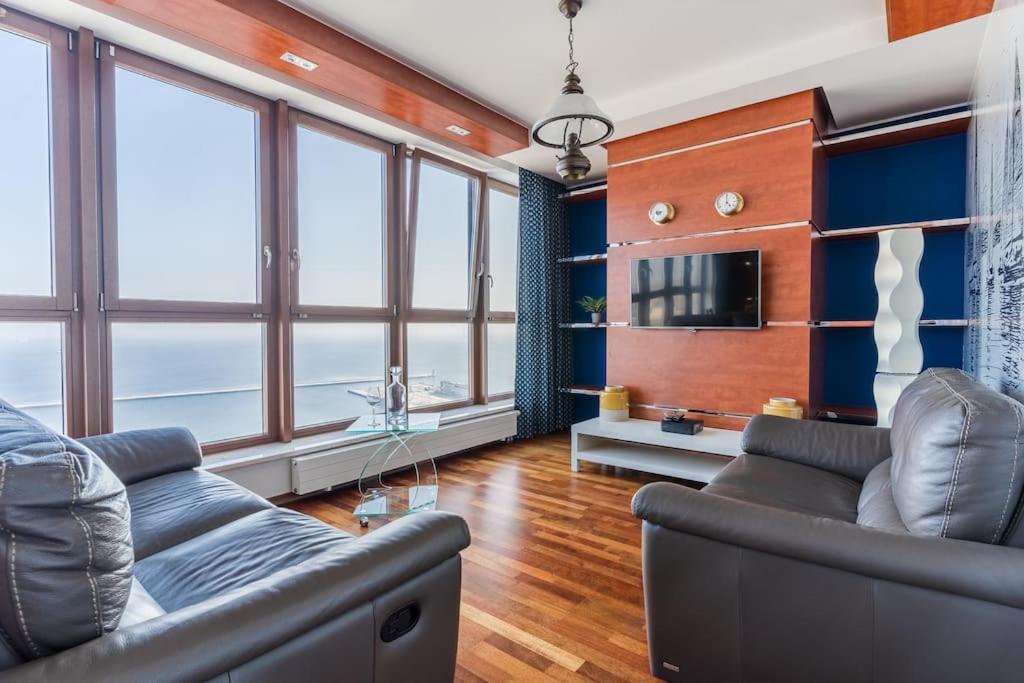 Golden Apartments An Hryniewickiego 6A 그디니아 외부 사진