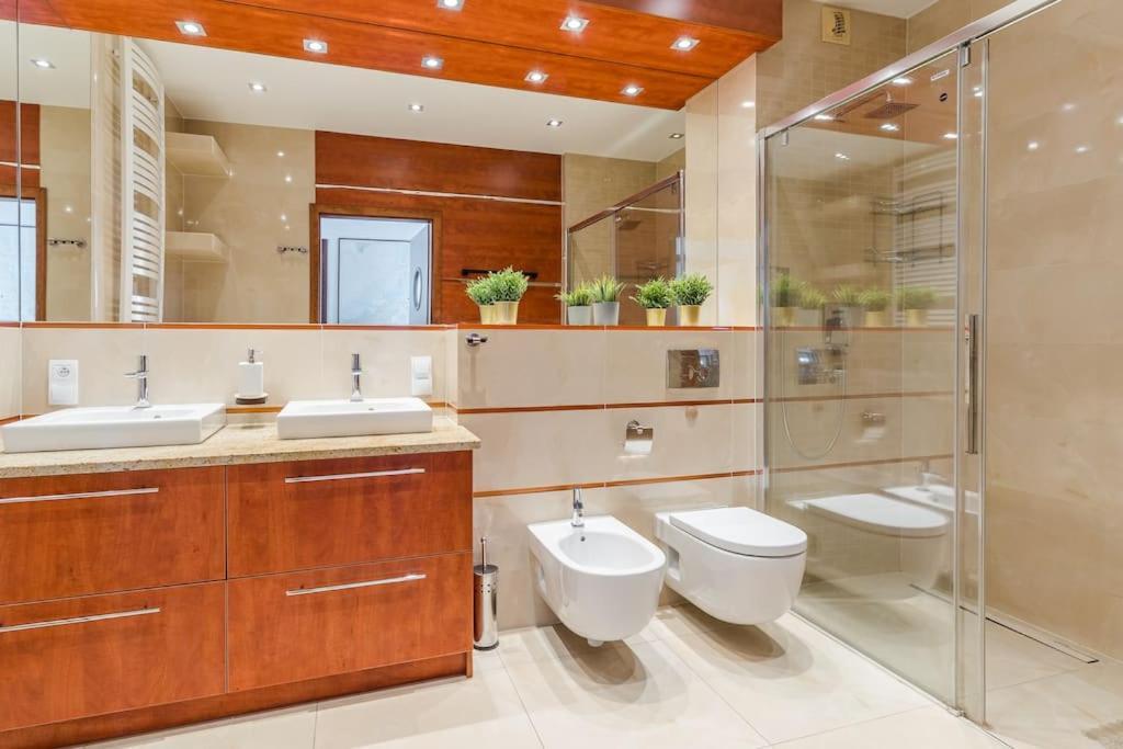 Golden Apartments An Hryniewickiego 6A 그디니아 외부 사진